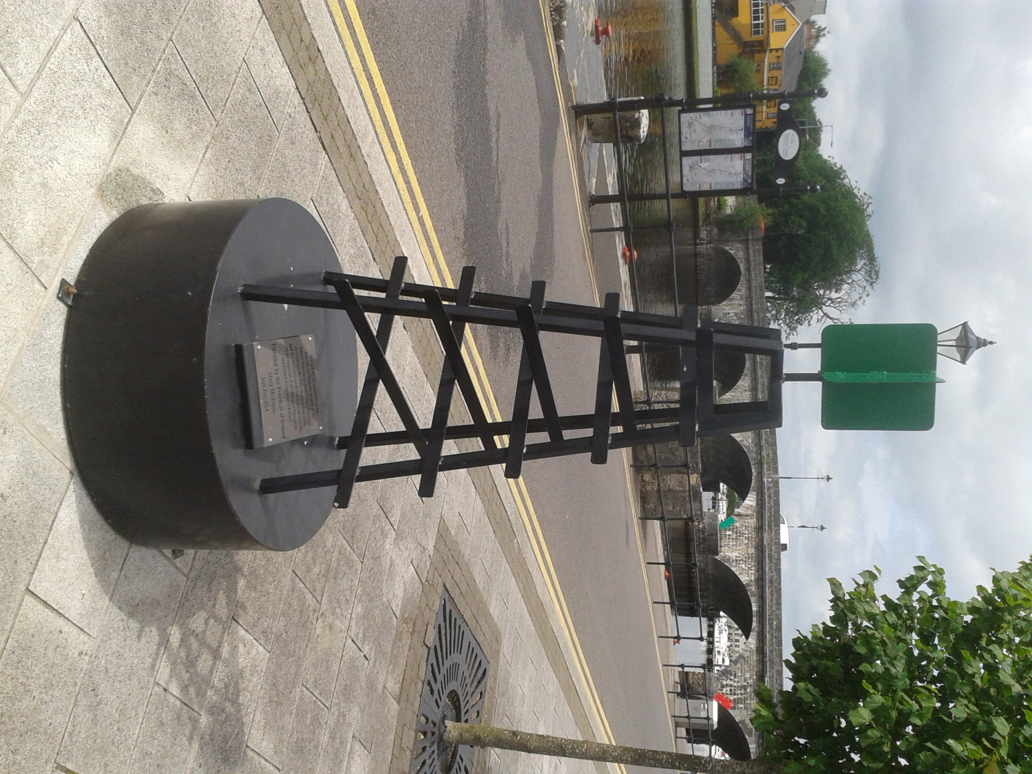 2016 06 18th River Shannon Carrick On Shannon IWAI memorial
