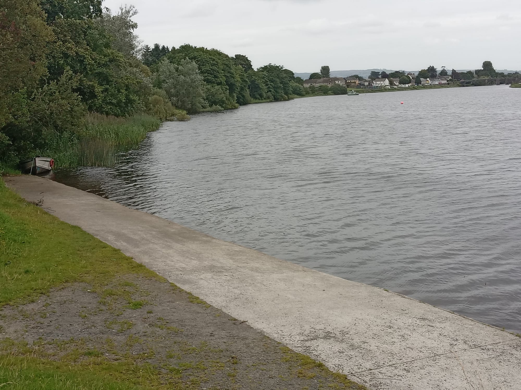 2025 08 06th River Shannon Ardnacrusha, O Briens Bridge, old River Shannon