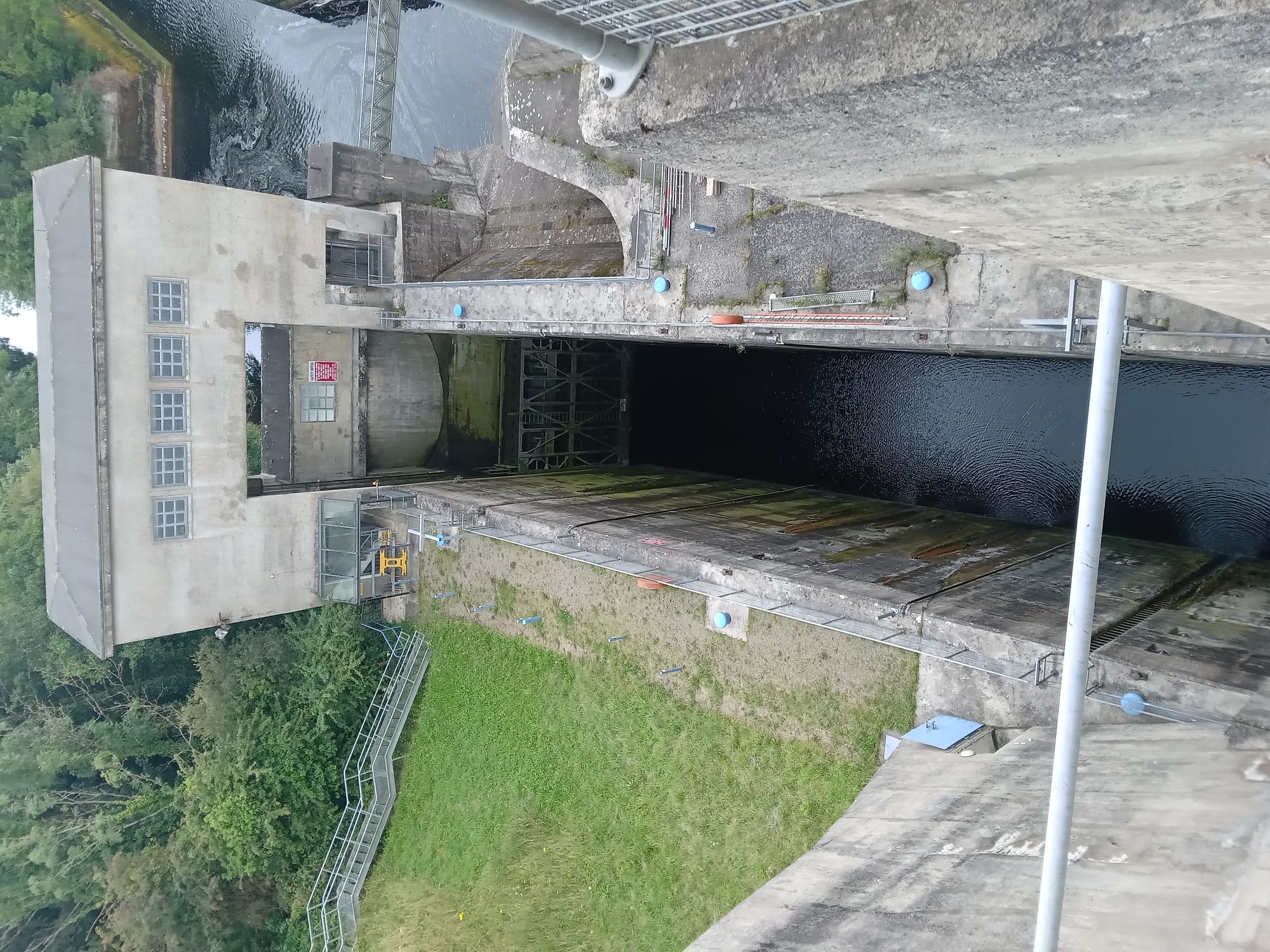 1929 06 River Shannon, Ardnacrusha hydroelectric power station, lock chamber