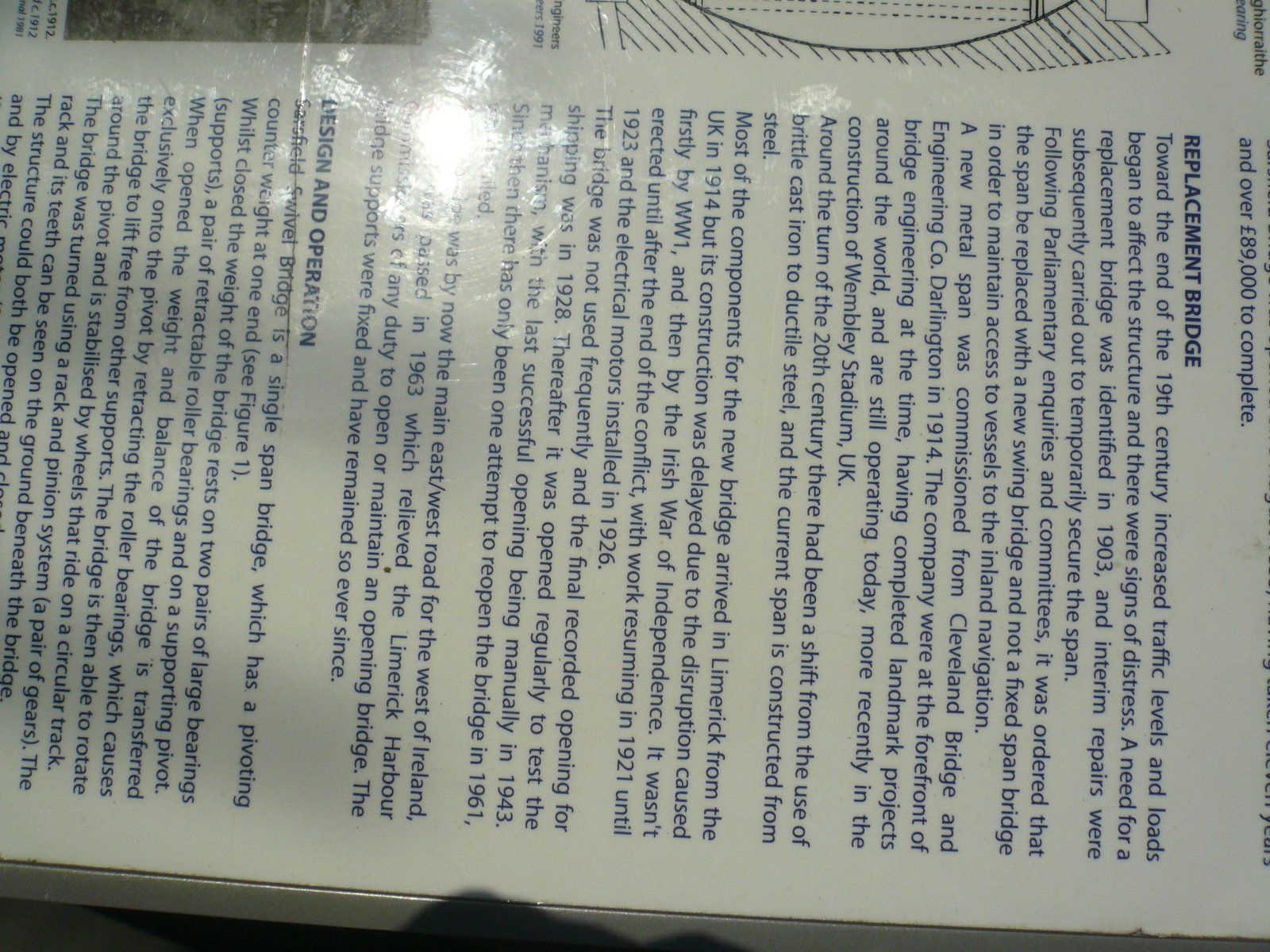 2016 04 River Shannon Limerick Sarsfield Swing Bridge, built 1820, replace 1923, closed since 1928