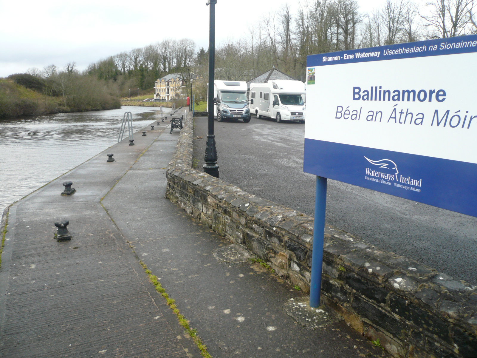 2016 04 Lough Erne Ballinamore campervans