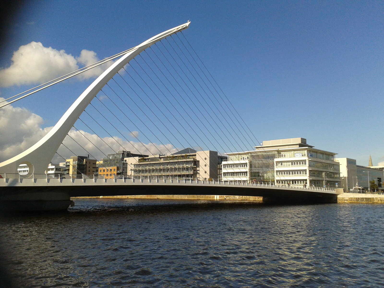 2016 10 02nd River Liffey Dublin, Calatrava swinging bridge