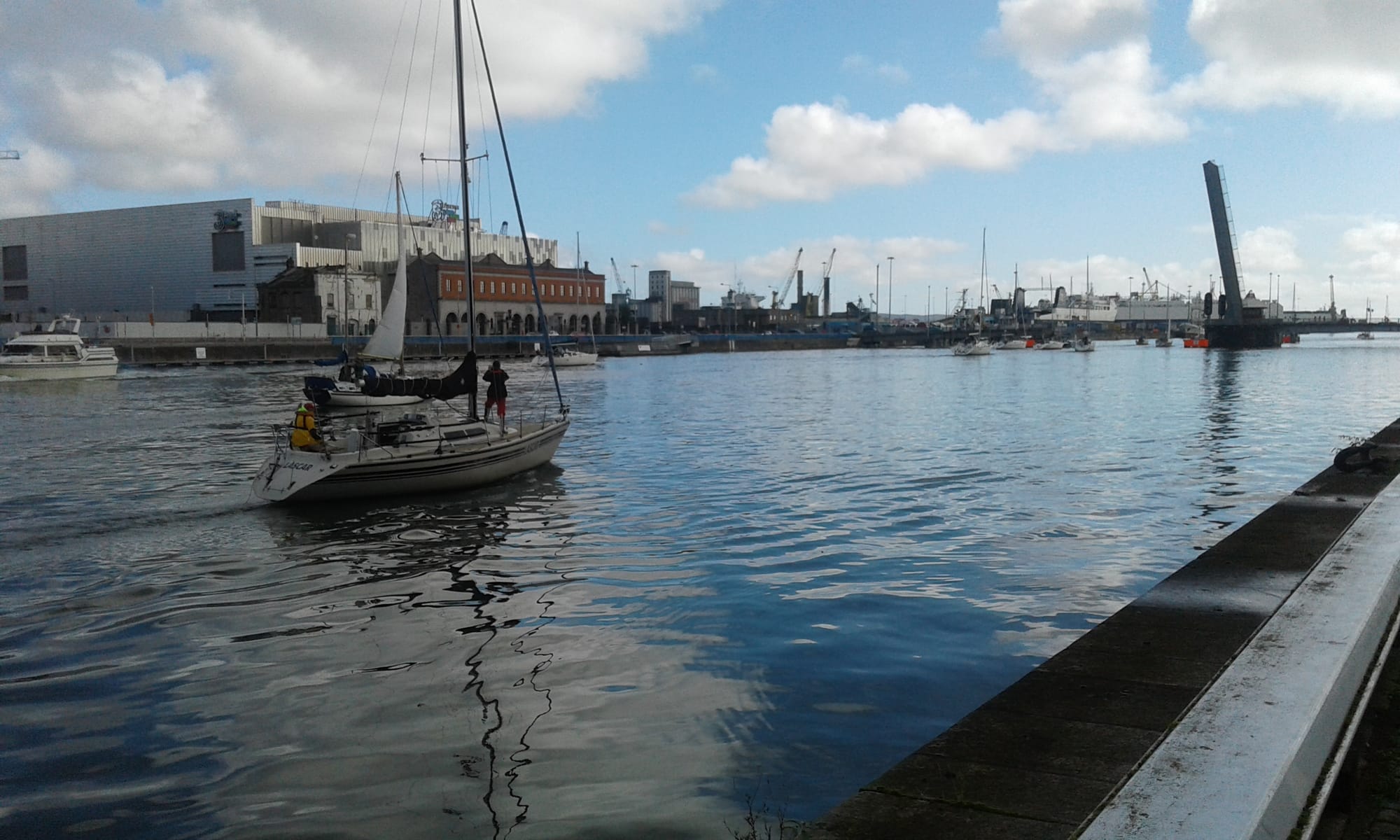 2017 09 17th River Liffey, Cruising Association of Ireland winter cruise