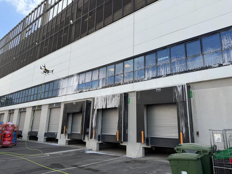 האנגרס בבעלות מתן שונפלד