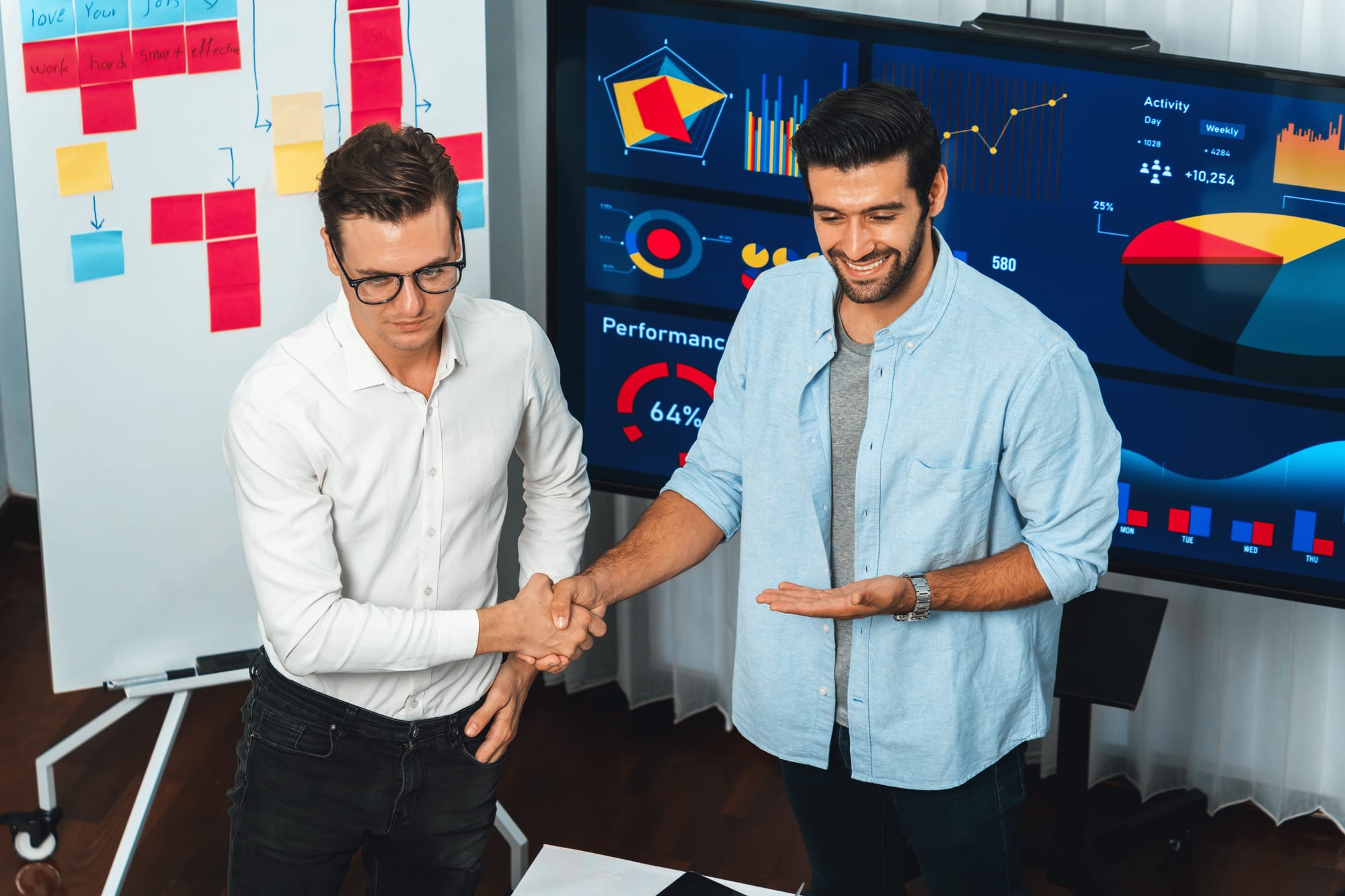 PARCERIAS & CASOS DE SUCESSO