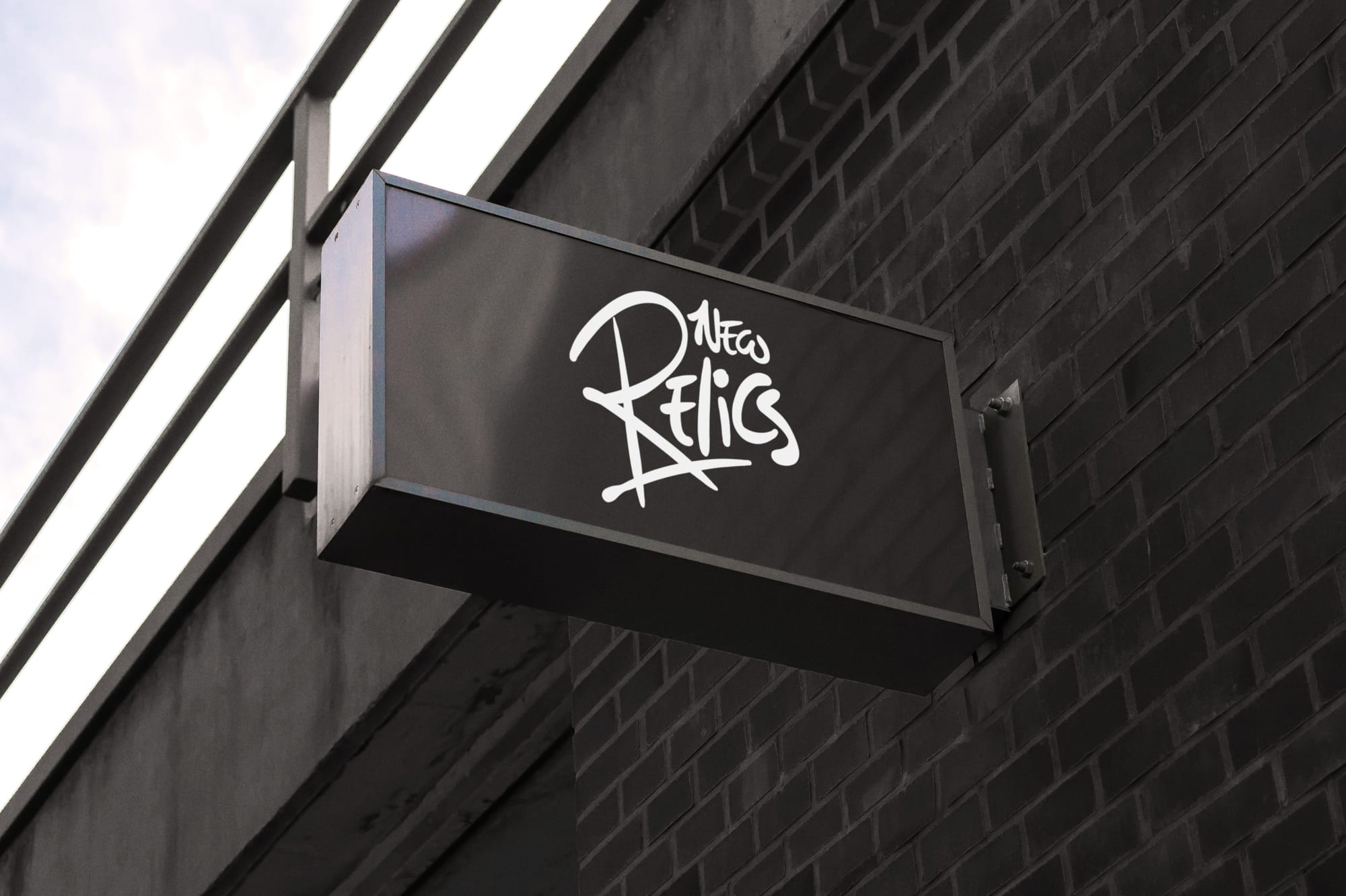 New Relics | Vormgeving Logo's & Kleding