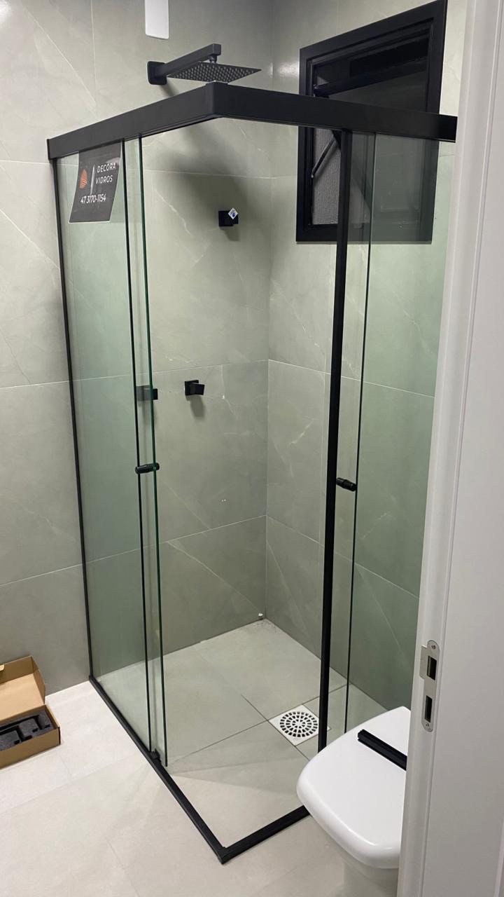 Box Banheiro de Canto Decora