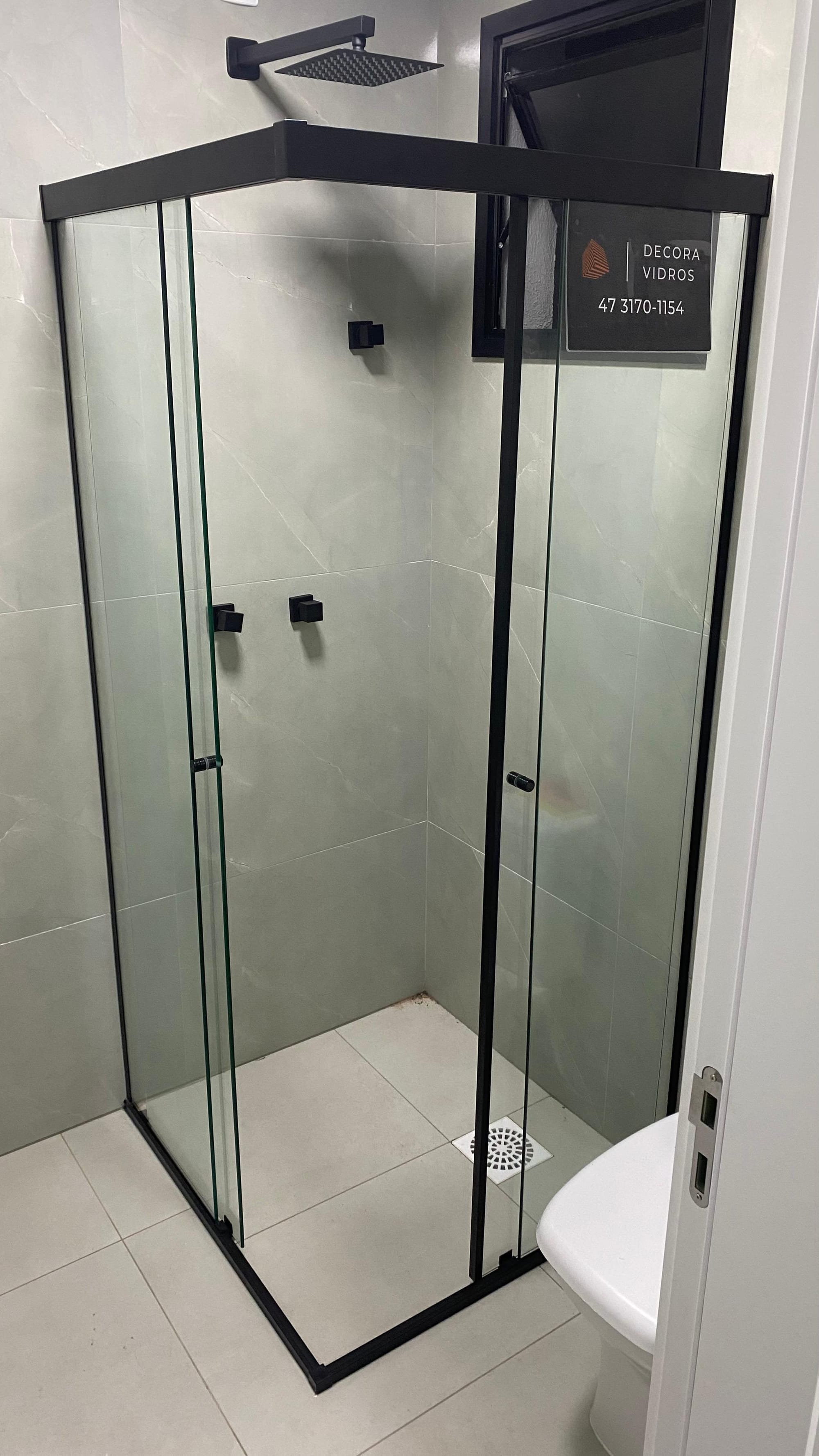 Box Banheiro de Canto Decora