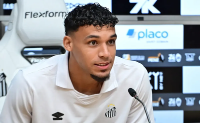 Flamengo negocia venda de Victor Hugo ao Atlético-MG