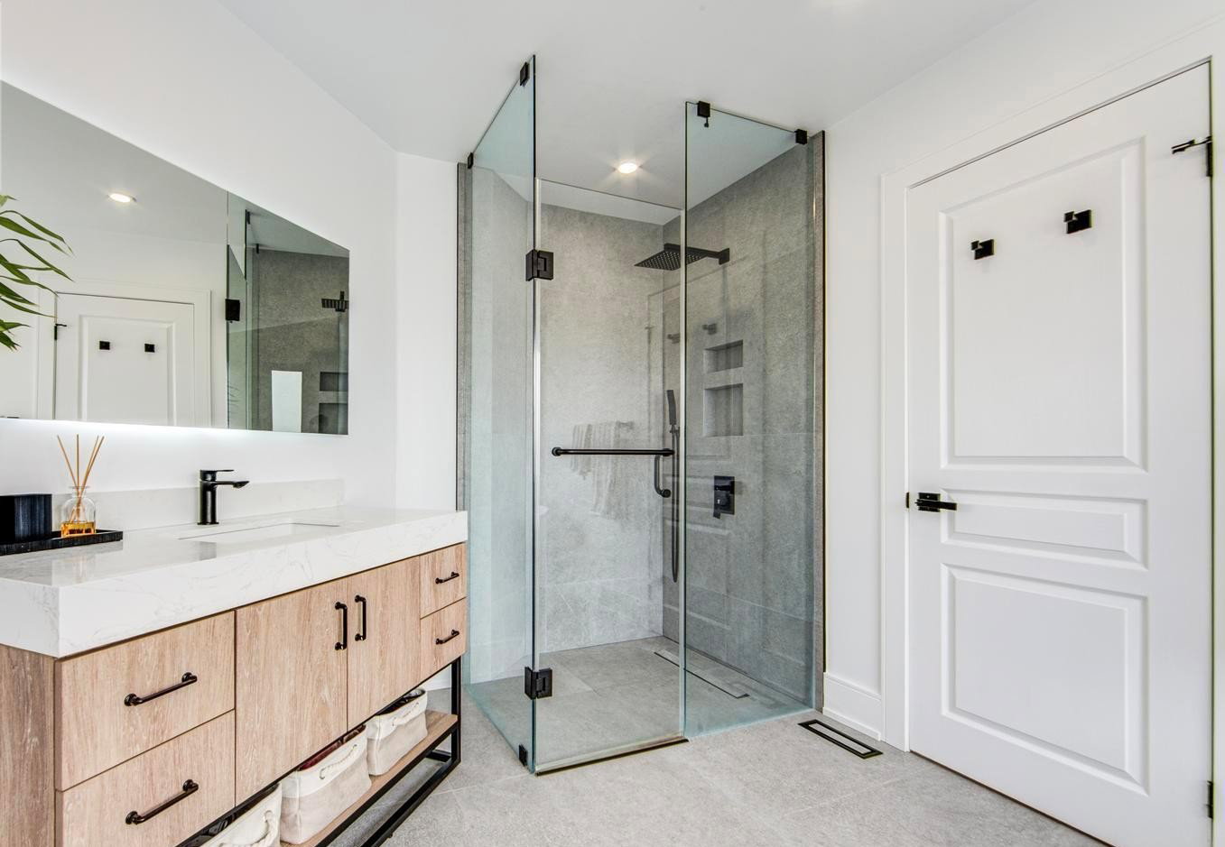Powder Room and 3-4 Piece Bathroom Renovation