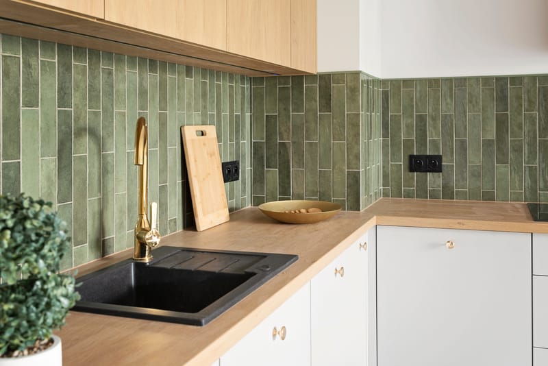 Matte Black vs. Brushed Gold vs. Brushed Nickel: Which Fixture Finish Holds Up Best in GTA Bathrooms