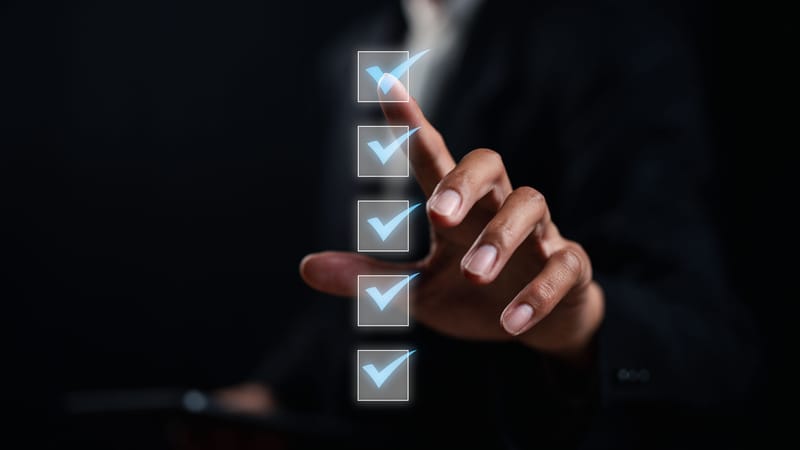 متابعة وتقييم الأداء