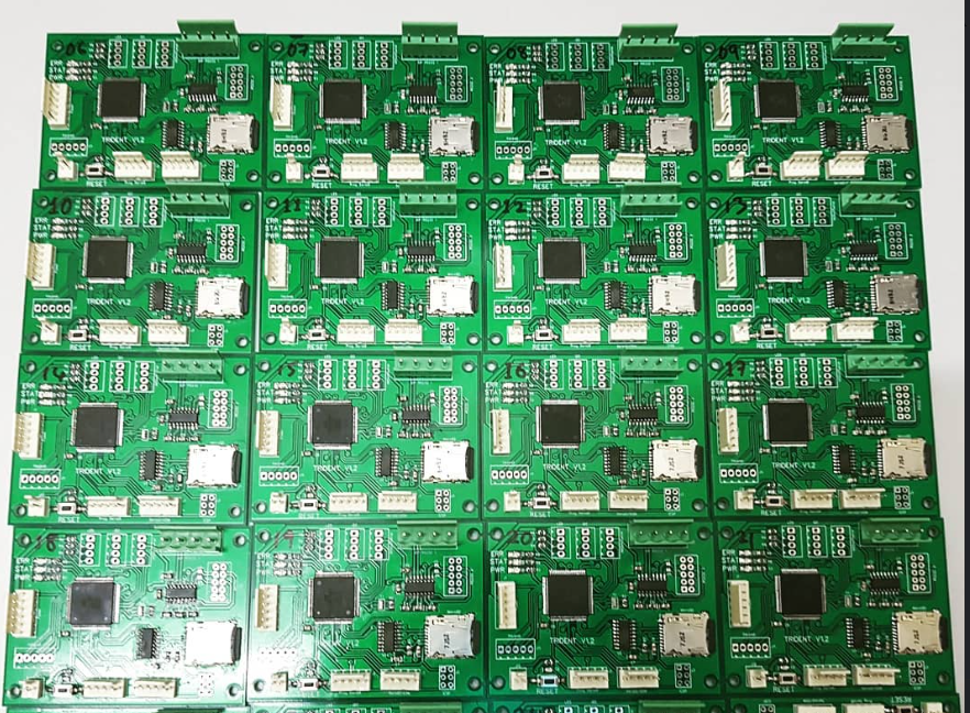 Logging board with component soldered
