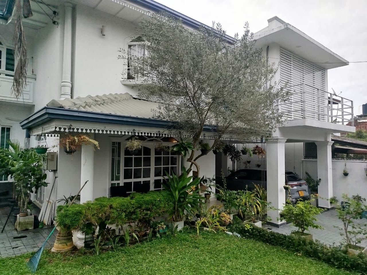 ARCHITECTURALLY DESIGNED MODERN LUXURY HOUSE FOR SALE