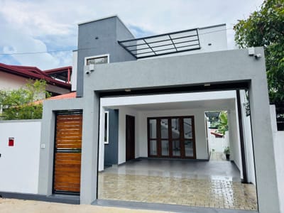 BRAND NEW LUXURY HOUSE FOR SALE – PILIYANDALA