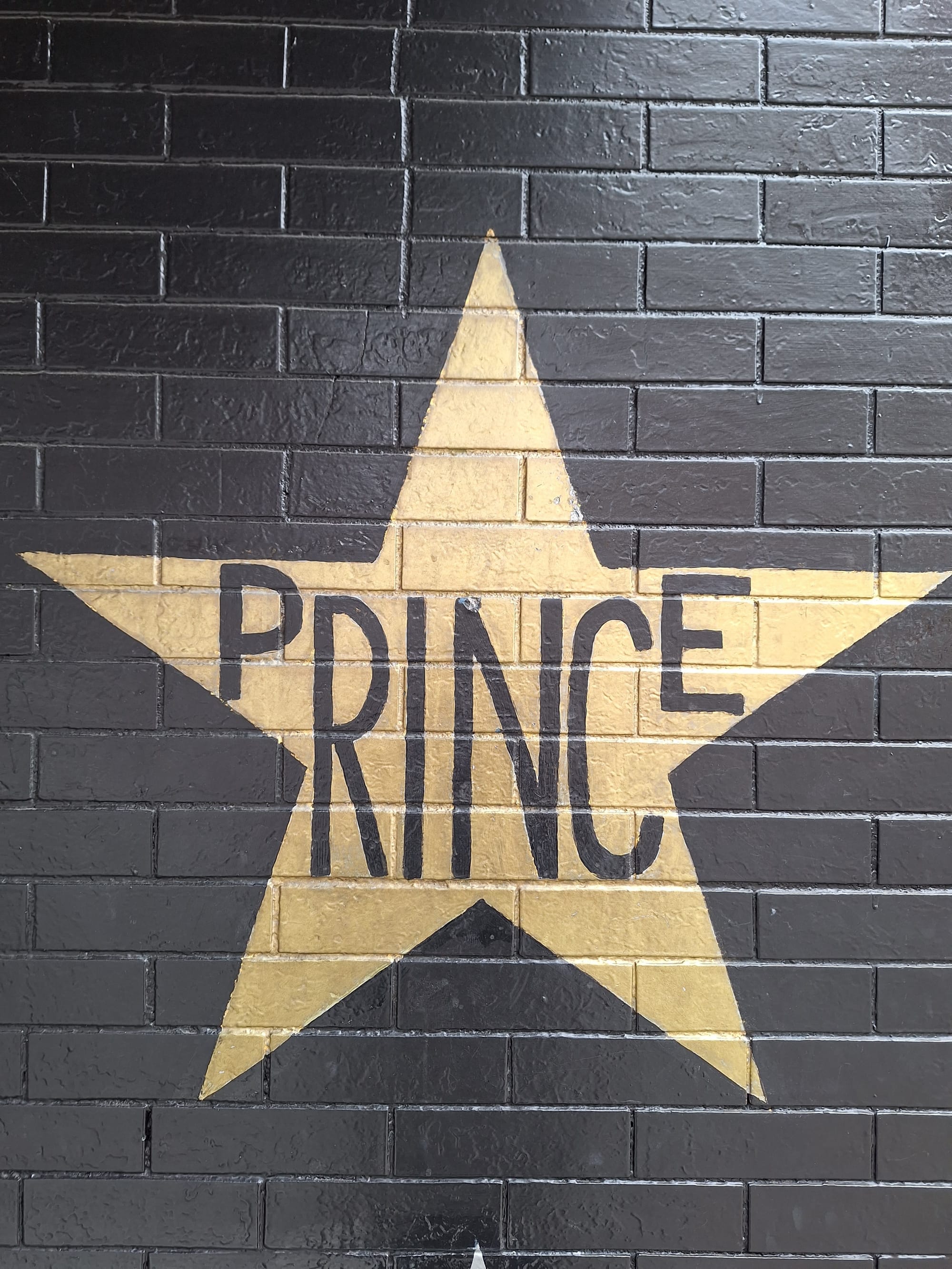 Prince’s Star at First Avenue