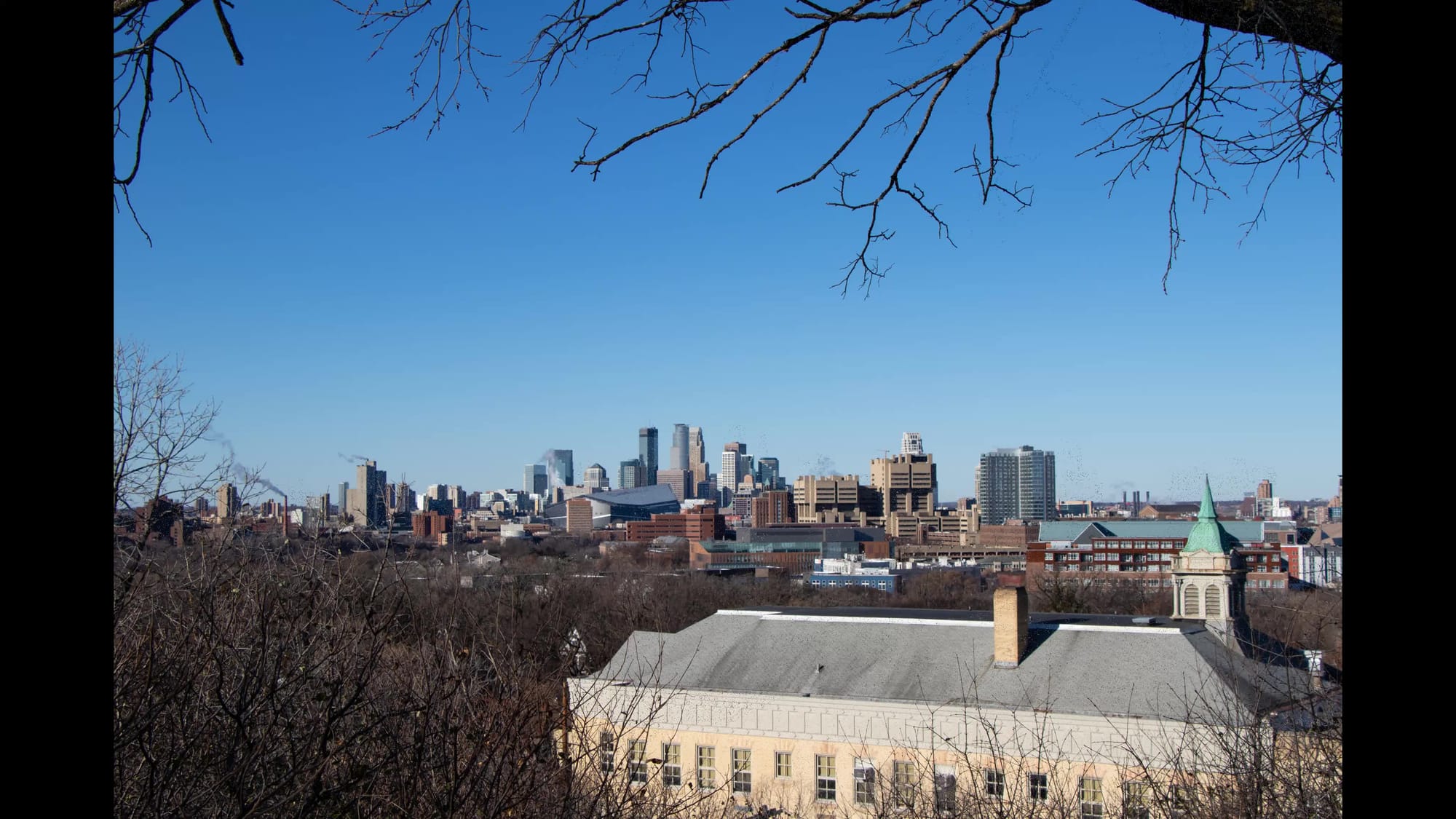 Part 2 of my photo journey through Minnesota – The Road to Downtown