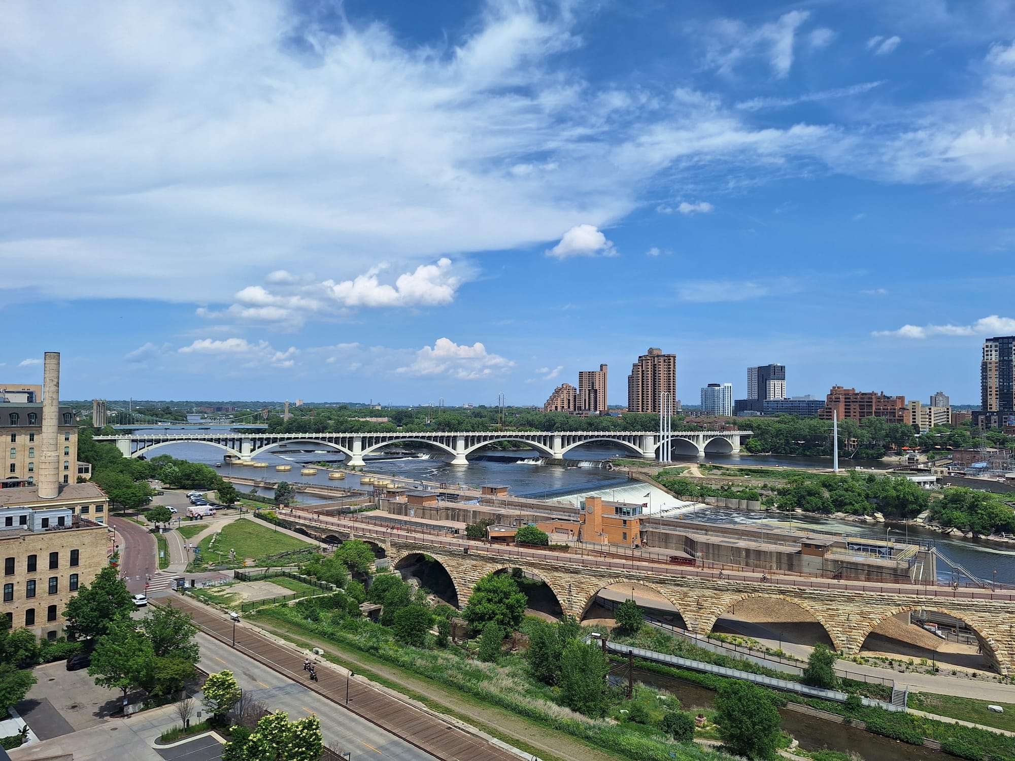 View of St. Anthony Falls from Mill City Museum Plattform, MPLS