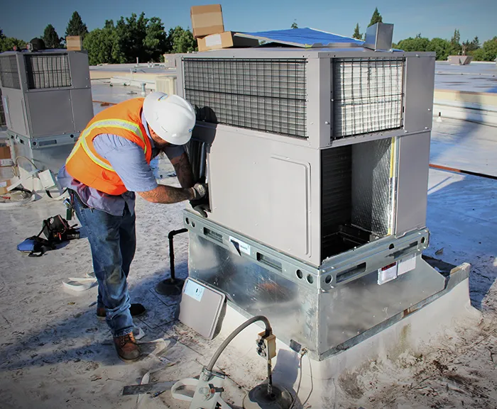 عقود صيانة أنظمة التكييف HVAC في السعودية | لوفا كول