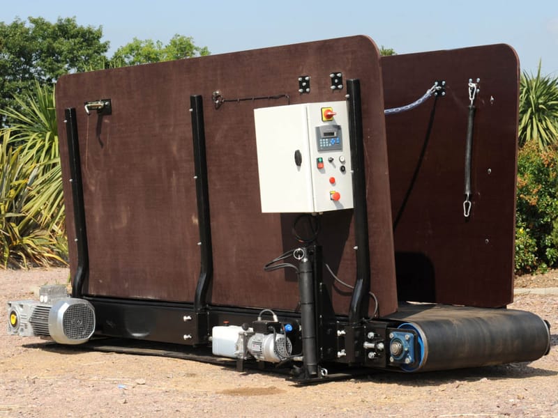 Hippocenter Lójártató Futószalagos Hippotrainer Bakelit