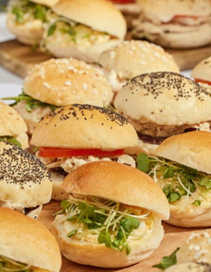 Deluxe individual filled mini bread buns