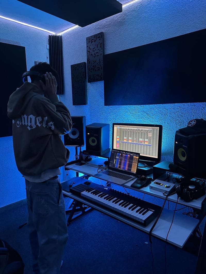 Producción Presencial (1 a 1)