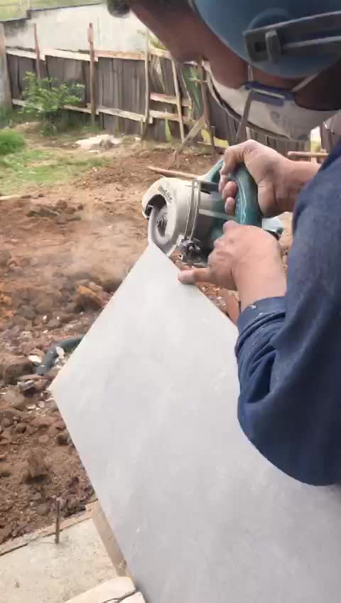 Obra executada no condomínio Monte Carlo - Urbanova/SP