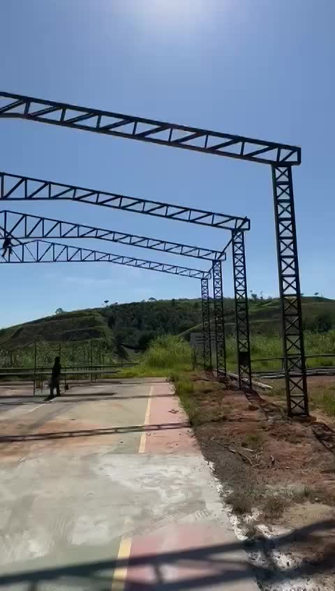 Obra de uma quadra Poliesportiva no munícipio de Jambeiro/SP