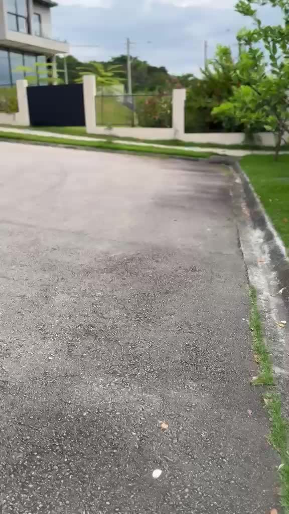 Obra executada no condomínio Monte Carlo - Urbanova/SP