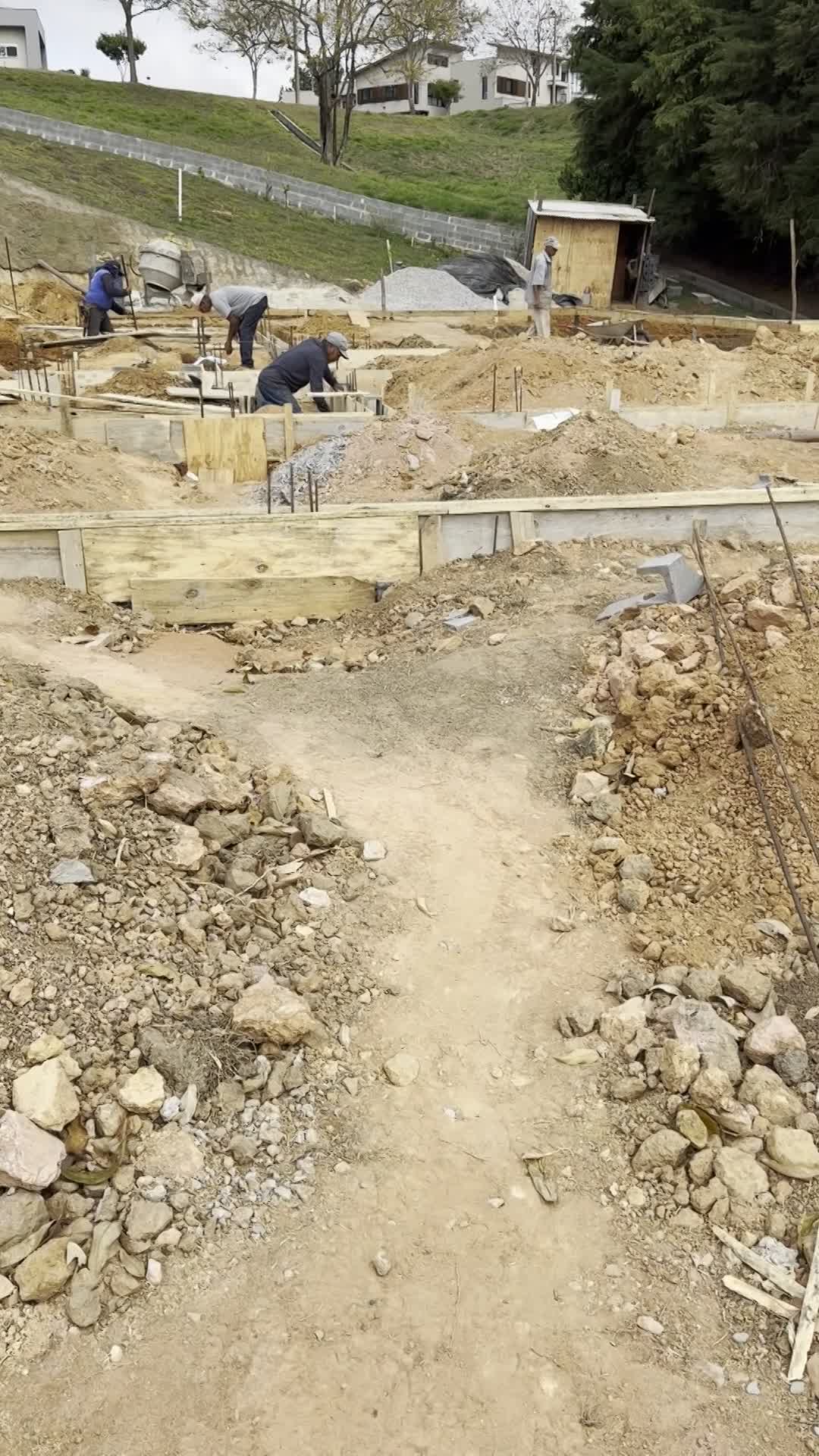 Obra executada no condomínio residencial Recanto Santa Bárbara - Jambeiro/SP