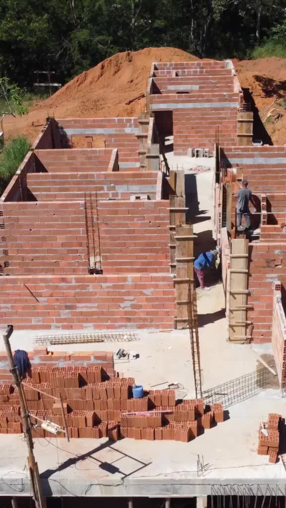 Obra executada no condomínio residencial Recanto Santa Bárbara - Jambeiro/SP