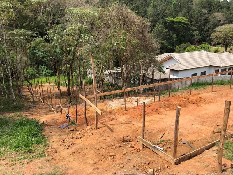 Obra executada no condomínio Santa Bárbara - Jambeiro/SP