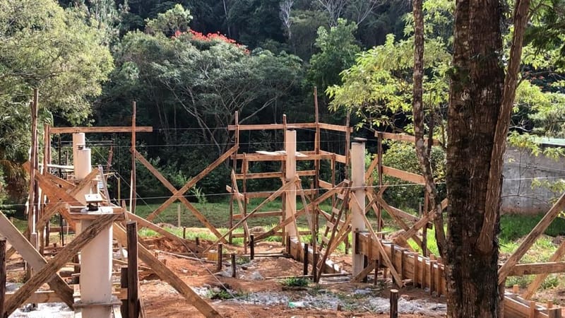 Obra executada no condomínio Santa Bárbara - Jambeiro/SP