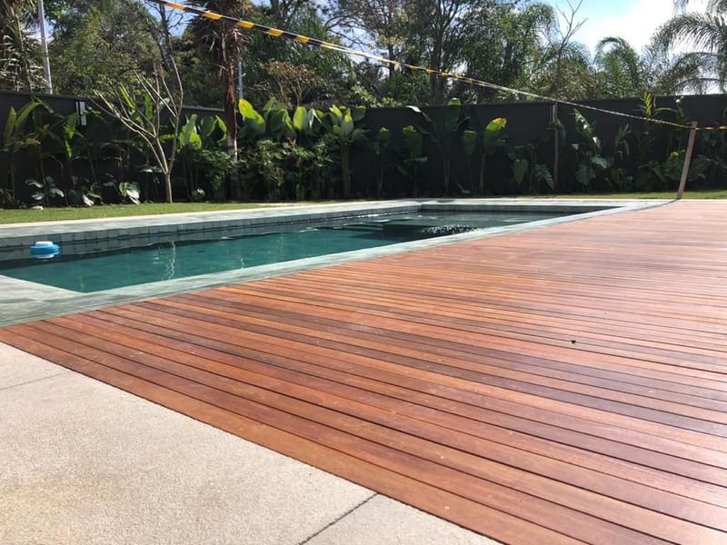 Obra condomínio Jardim do Golfe 1