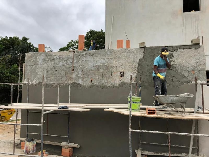 Obra condomínio Jardim do Golfe 1