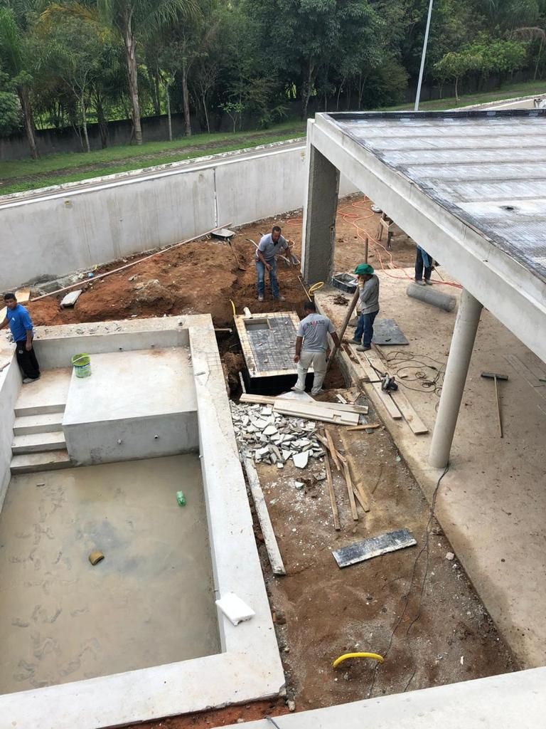 Obra condomínio Jardim do Golfe 1