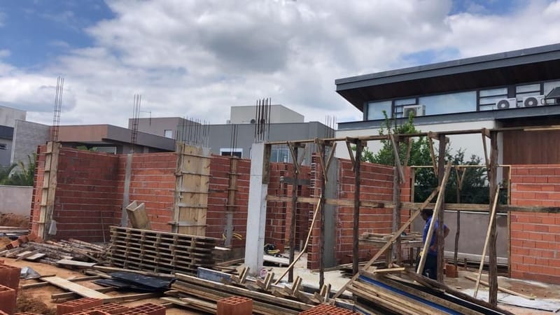 Obra executada no condomínio Montserrat - Urbanova/SJC