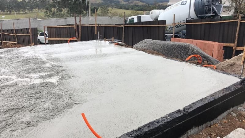 Obra executada no condomínio Monte Carlo - Urbanova/SP