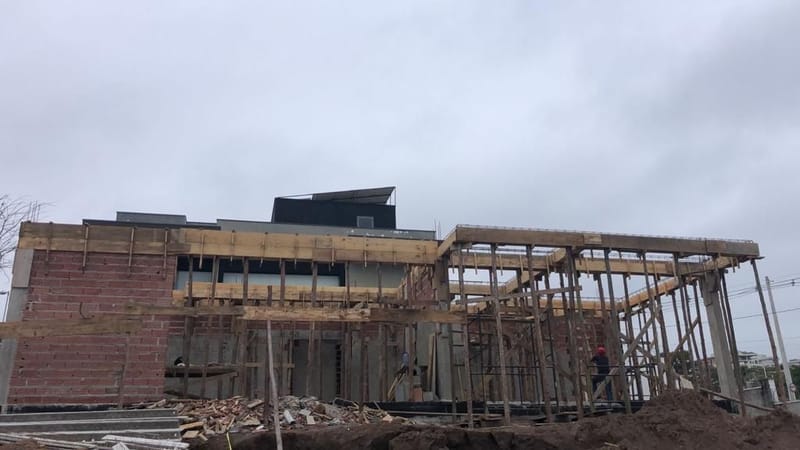 Obra executada no condomínio Monte Carlo - Urbanova/SP