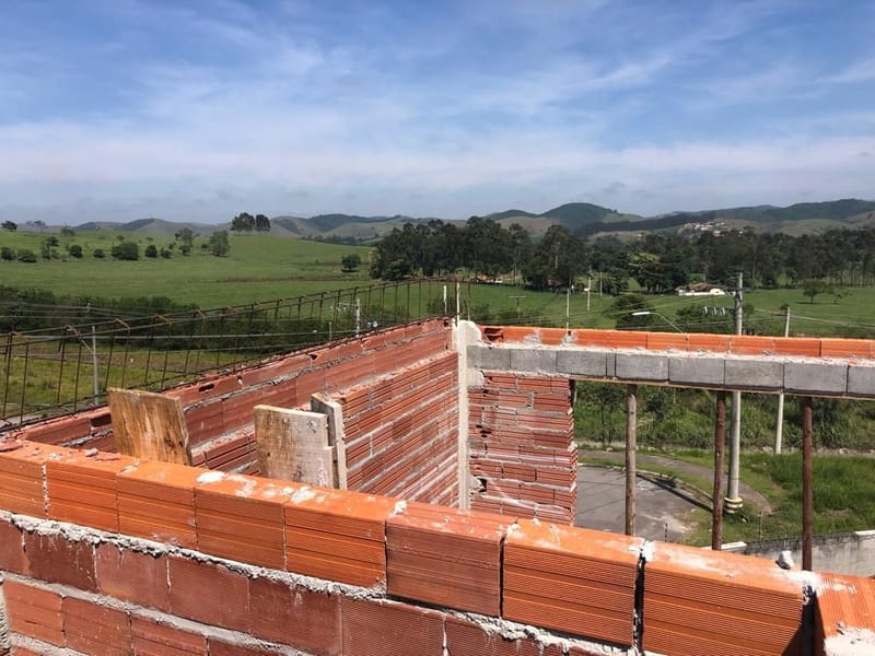 Obra executada no condomínio Monte Carlo - Urbanova/SP