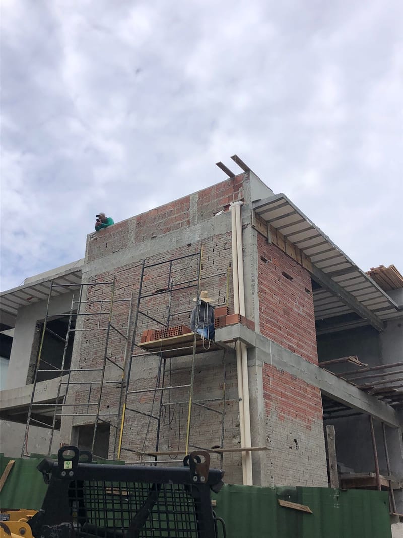 Obra executada no condomínio Monte Carlo - Urbanova/SP