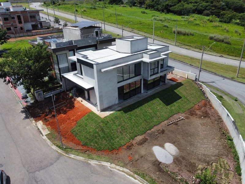 Obra executada no condomínio Monte Carlo - Urbanova/SP