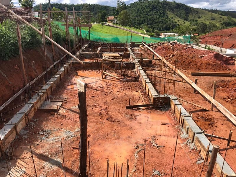 Casa Alto padrão no condomínio residencial São Francisco - Jambeiro