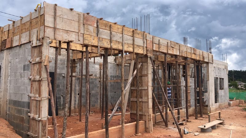 Casa Alto padrão no condomínio residencial São Francisco - Jambeiro