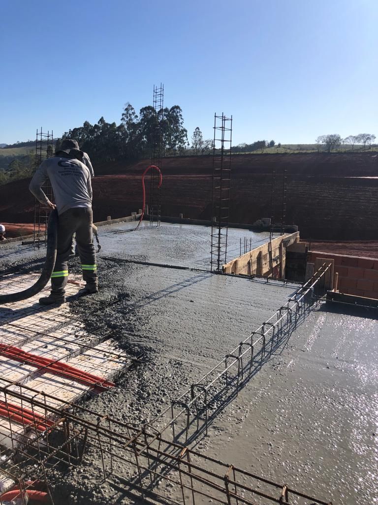 Casa Alto padrão no condomínio residencial São Francisco - Jambeiro