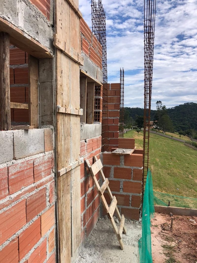 Casa Alto padrão no condomínio residencial São Francisco - Jambeiro