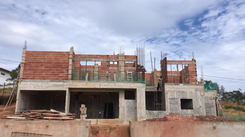 Casa Alto padrão no condomínio residencial São Francisco - Jambeiro