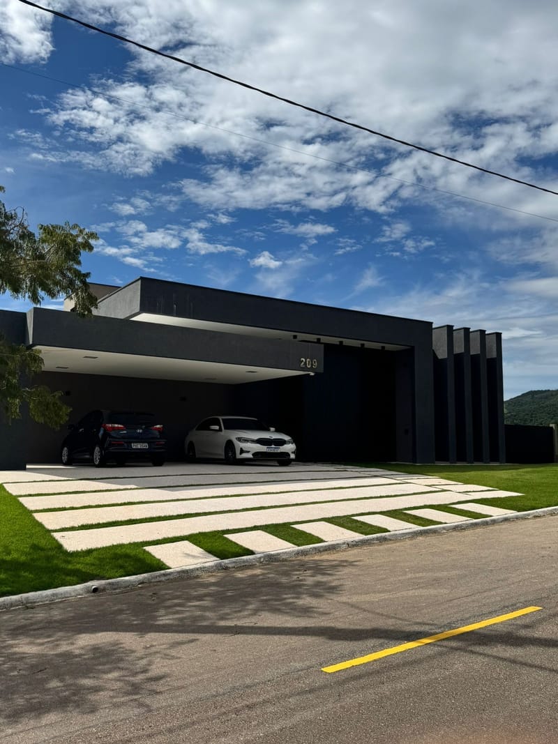 Casa Alto padrão no condomínio residencial São Francisco - Jambeiro