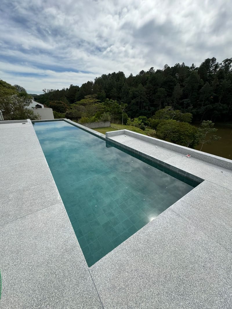 Casa alto padrão executada no condomínio residencial Santa Bárbara - Jambeiro/SP