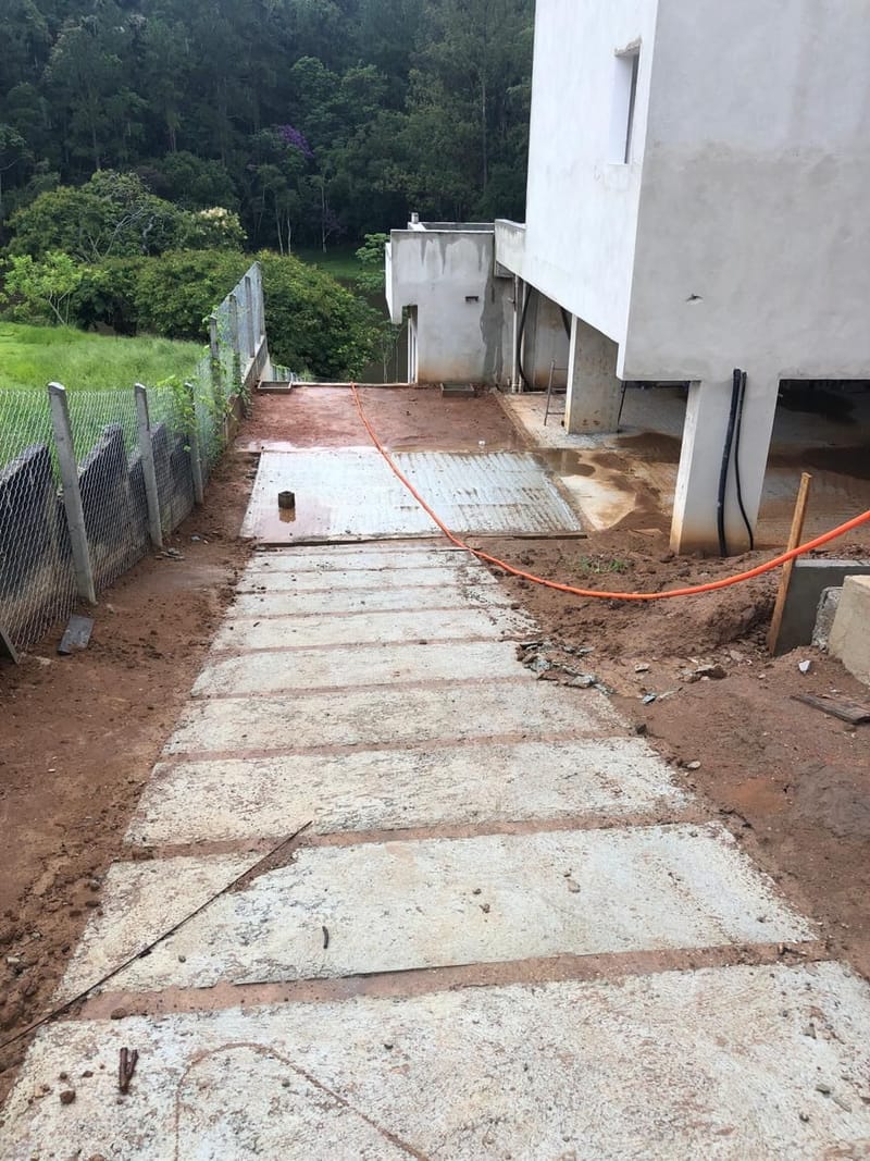 Casa alto padrão executada no condomínio residencial Santa Bárbara - Jambeiro/SP